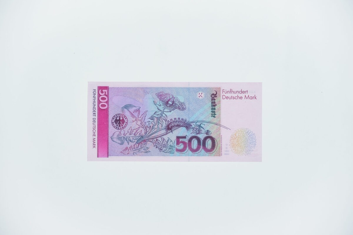 500 Deutsch marks prop money stack